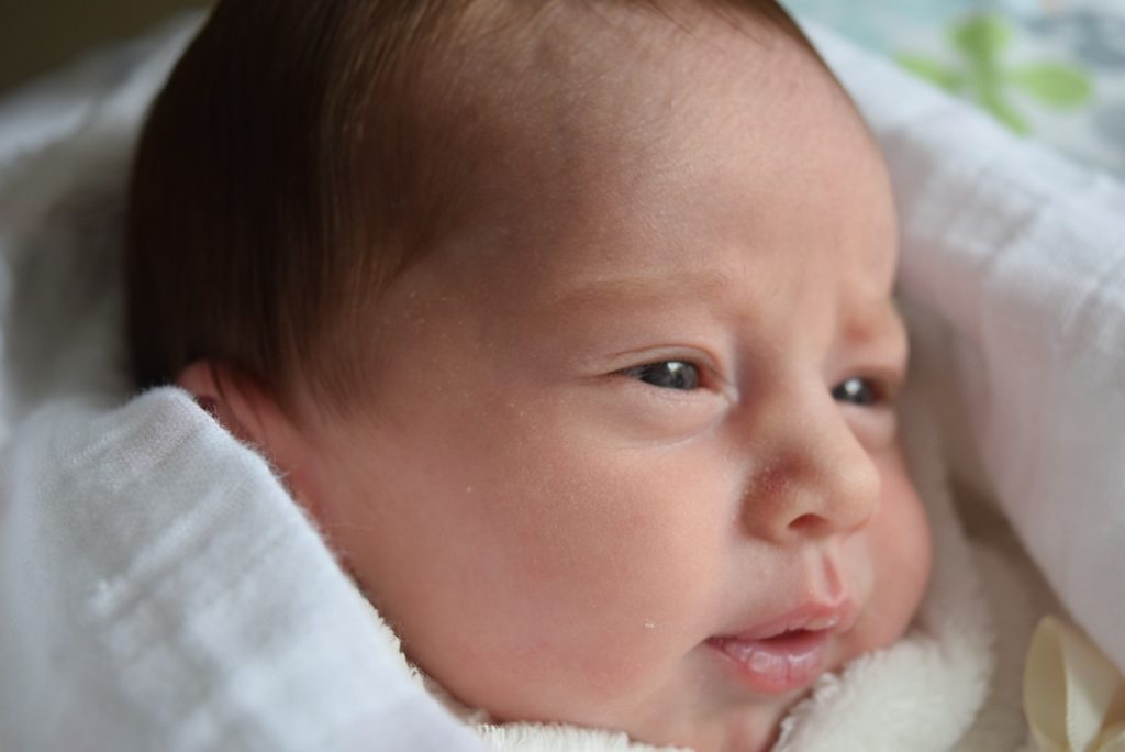 赤ちゃんの唇の色が白い 新生児の唇の変化４つの注意点と対処法 はじめてママ